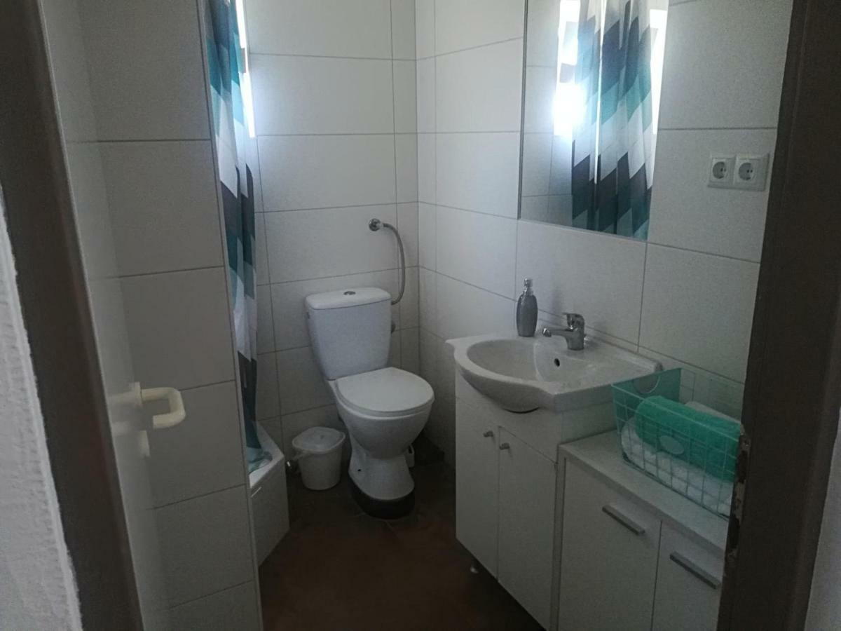Franc Apartment *